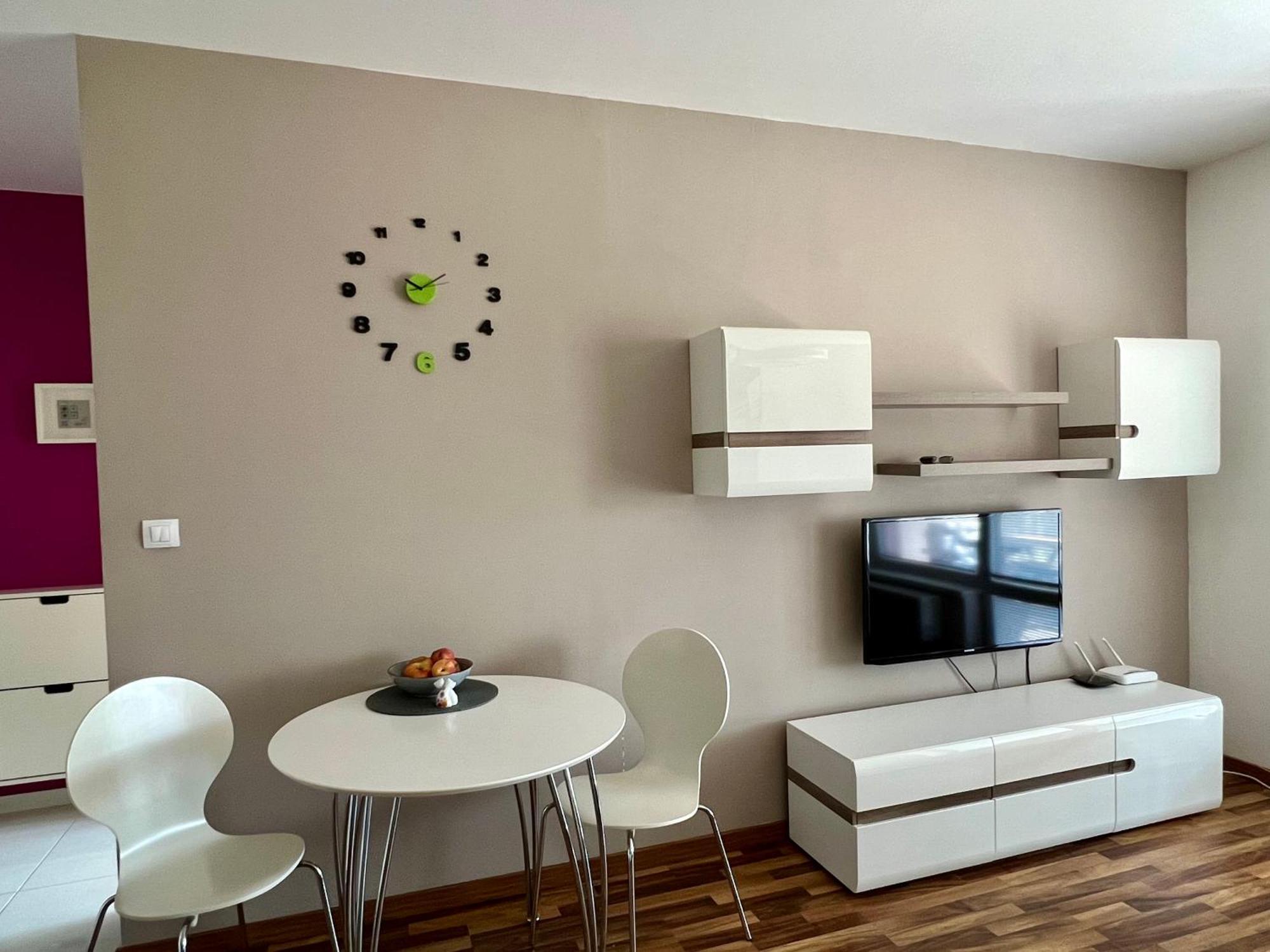 Apartment Jegeho Bratislava - Tipos Arena Eksteriør bilde